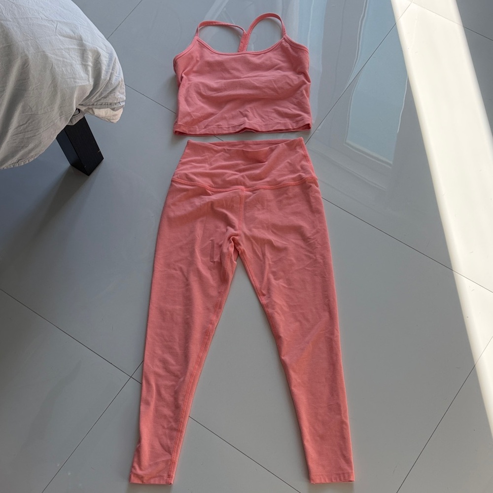 Beyond Yoga Pink Top and Leggings Set